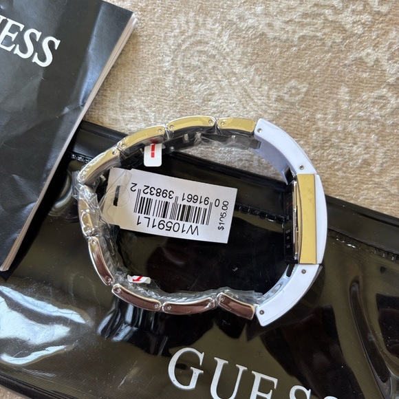 Brand New GUESS White & Silver Tone Watch Modern Square Analog Dial Y2K